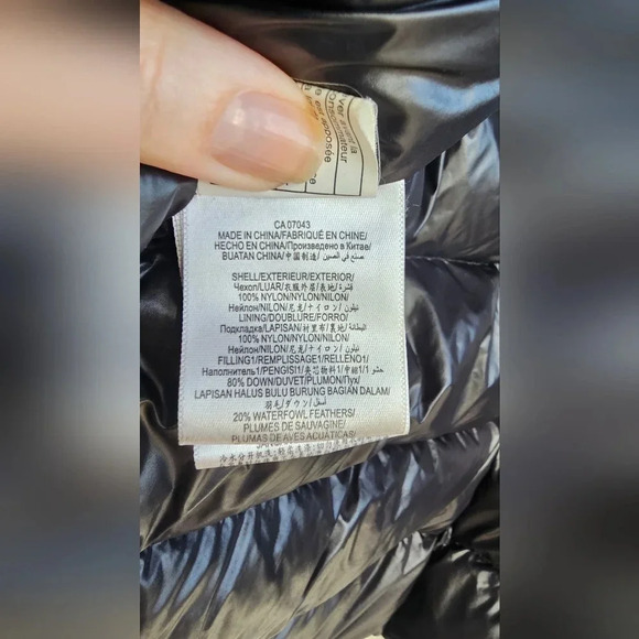 BCBG Ultra Light Down Filled Jacket Warm Winter Gloss  Black Packable size XL - Picture 7 of 10